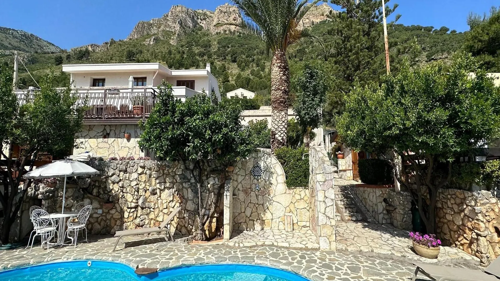 Holiday Home In Castellammare Del Golfo With Pool